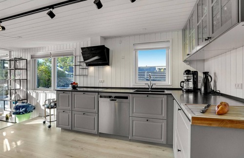 Oster Hurup House | Stunning home in Hadsund with WiFi