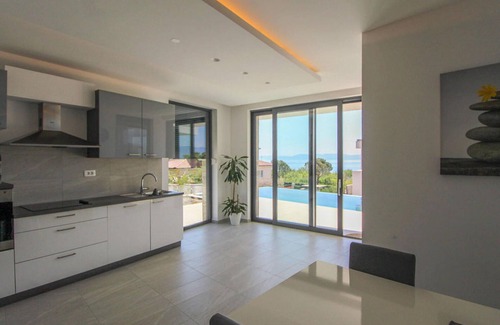 Zurkovo House | Stunning home in Kostrena with sauna