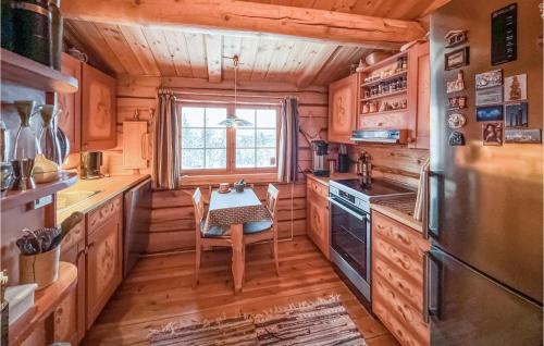 Nord-Fron House | Stunning Home In Kvam With Wifi