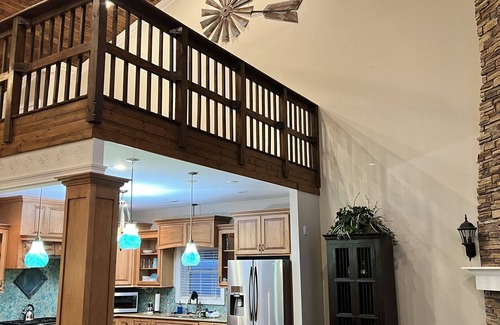 Benton Other | Stunning Kentucky Lake farmhouse. Perfect for entertaining or relaxation. 19244