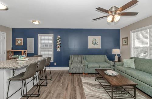 Myrtle Beach House | Stunning Ocean Lakes "Coastal Cottage" Beach House-Renovated! LED Fireplace! Walk to The Beach!