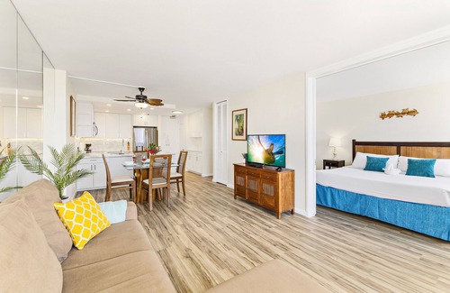 Waikiki Condo | Stunning Ocean View at Ilikai Marina in Waikiki