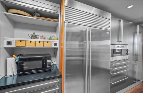 Country Club House | Stunning Ocean-View Retreat, Walking to The Cove