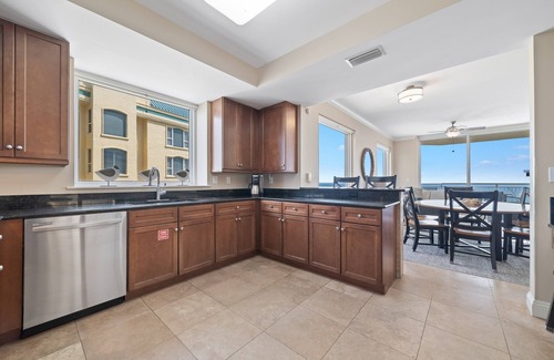 Ono Island Condo | Stunning Oceanfront Corner Condo | Luxury Resort Amenities | Indigo 1701E | My Beach Getaways