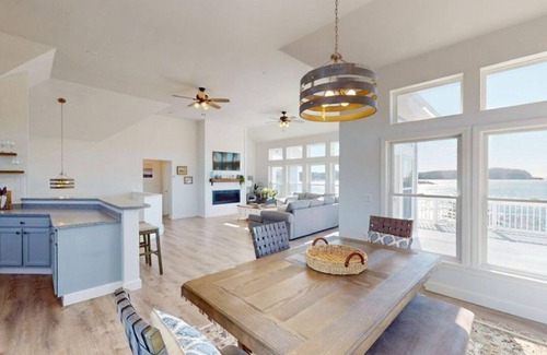 Lubec House | Stunning, Private and Spacious 4-bedroom house with private beach!