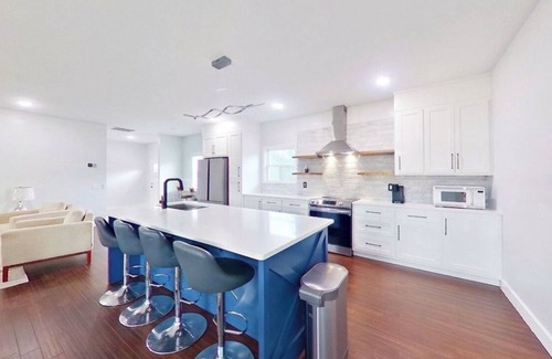 Waycross House | Stunning Private modern Swamp home