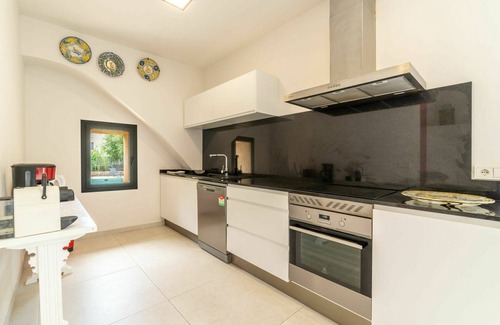 Alaro Villa | Stunning private villa for 12 people with A/C, WIFI, private pool, TV and terrace