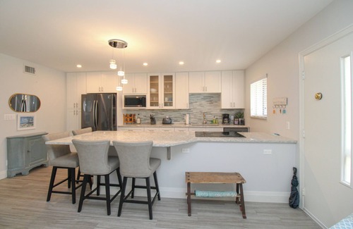 Coquina Sands Condo | STUNNING REMODELED 2/2 CONDO IN THE ELEVEN HUNDRED CLUB AT COQUINA SANDS NAPLES