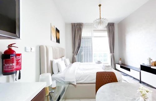 Al Barsha Apartment | Stunning studio with Balcony in Arjan