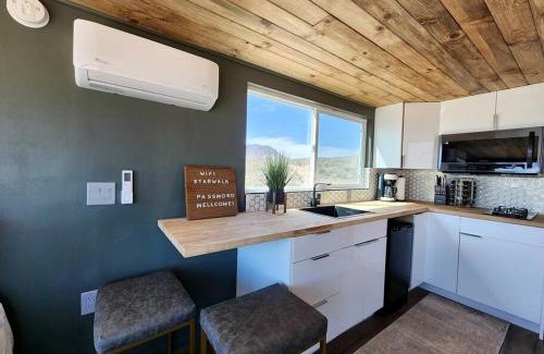 Meadview House | Stunning Tiny House with Picnic Space, Barbecue and Fire Pit in Meadview, Arizona