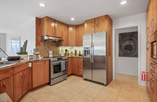 Desert Hot Springs House | Stunning Views, Designer Interiors, Pool+Spa,Games