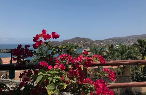 Ixtapa - Zihuatanejo Condo | Stunning View of Zihua! Relax and enjoy a wonderful time at Preciosa