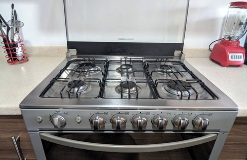 Monterrey Municipality Apartment | Stunning views of Landmark Cerro de La Silla. Pool & Gym