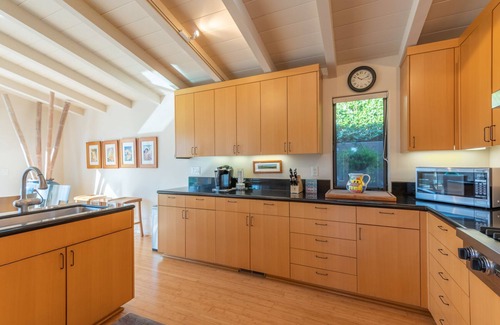 Carmel House | Stunning views, Walk to Ocean Ave Carmel-By-The-Sea, Private, Gated grounds