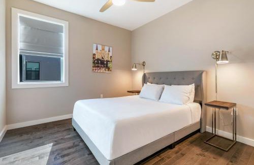 Mid-City House | Stunning Villas with Modern & Open Layout