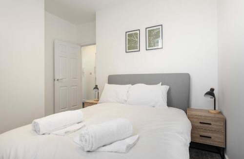 Hull Old Town Apartment | Stylish 1 Bedroom Apartment in Central Hull