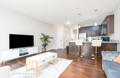 Indianapolis Apartment | Stylish 1BR in at the Crossing