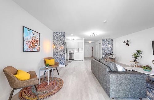 Ojus Apartment | Stylish 1BR Loft in the heart of Aventura