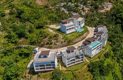 La Ceiba Apartment | Stylish 2-BR Apt In Playa Bonita + Amazing Oceanviews