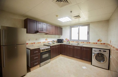 Al Muraqqabat Apartment | Stylish 2 BR Near Clock Tower Deira Dubai