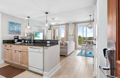 Baytowne Wharf Condo | Stylish 2BR/2BA Resort Condo In Baytowne Wharf
