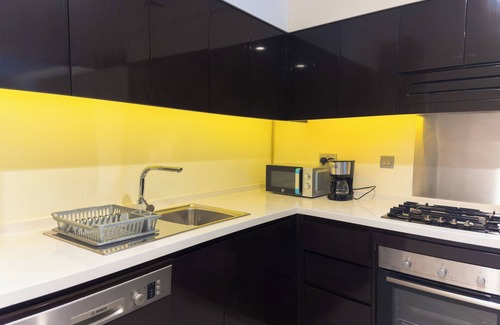 Downtown Dubai Apartment | Stylish 2BR in Business bay- 1004