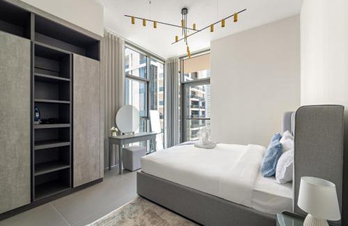 Jumeirah Lake Towers Apartment | Stylish 2BR in Royal MBL