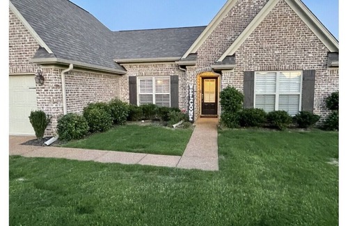 Horn Lake House | Stylish 3 bedroom ranch just south of Memphis