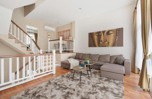 Prawet Apartment | Stylish 3BR Townhouse Near Rama9