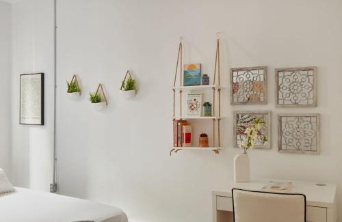 Harrison Lenox Apartment | Stylish 3br1bth Apt Near Historical District