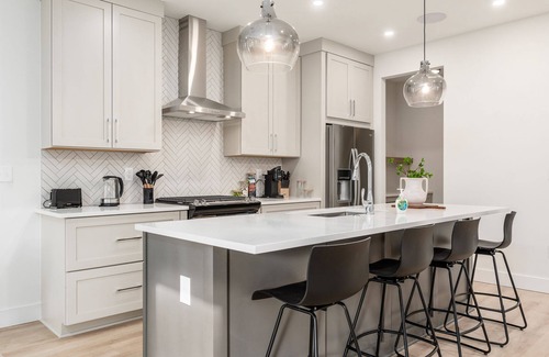 Merion Village House | Stylish 4BR in Merion Village PD