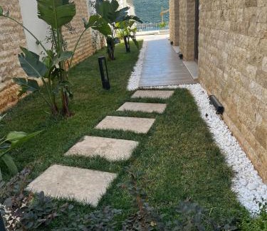 Denovici Villa | Stylish 4BR Villa with Pool near Porto Novi