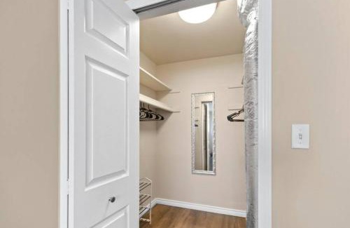 Shelby Township Apartment | Stylish and Comfortable 1-Bedroom Apartment in Shelby Township