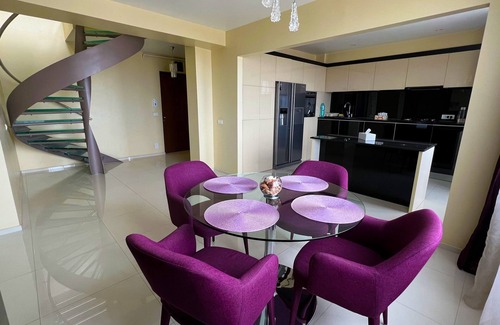 Constanta Apartment | Stylish and Cozy Apartment at sea.