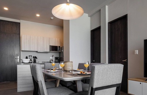 Monterrey Apartment | Stylish Apartment with Mountain view, Pool & Gym