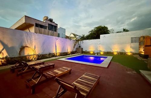 Colonia Campestre House | Stylish Apt for 5 Pool & Private Garden