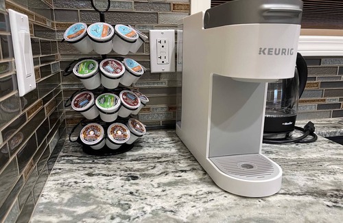 Santa Clara Apartment | Stylish Apt W/Amenities| 24/7 Staff|Fully Stocked