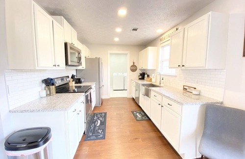 Braselton House | 🌈 🏡Stylish & Cozy Vibes, Just Minutes from Road Atlanta💥