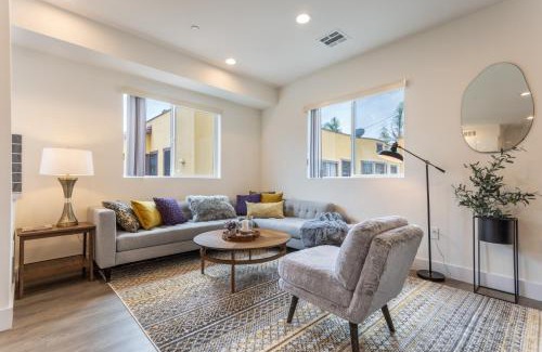 Pico-Union House | Stylish Dtla Home With Views