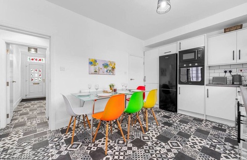 Rawtenstall House | Stylish Four Bedroom Home: Lancashire