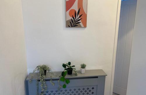 Bootle House | Stylish Home - Close to City Centre, Anfield Stadium - Free Parking