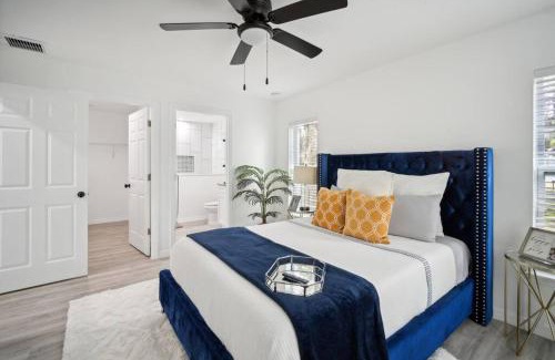 Sulphur Springs Apartment | Stylish in heart of Tampa 2bed 2bath Close to YBOR