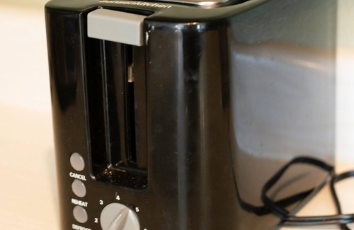 Columbia House | STYLISH + MODERN 4BD HOME | FOOZ | ARCADE | POOL