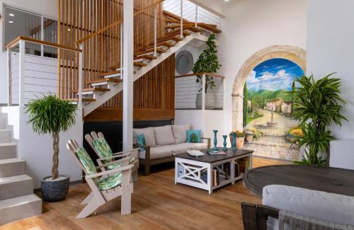 San Rafael de Heredia Apartment | Stylish Oasis Retreat with Modern Amenities & Scenic Views