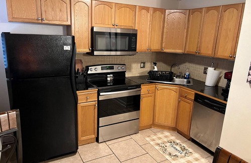 Beauregard Town Historic District Condo | Stylish Place in Popular Downtown Spot, Min to LSU