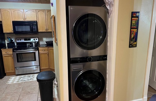 Beauregard Town Historic District Condo | Stylish Place in Popular Downtown Spot, Min to LSU