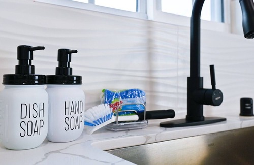 South San Jose House | Stylish, quiet 4B2B, with AC|garage|backyard