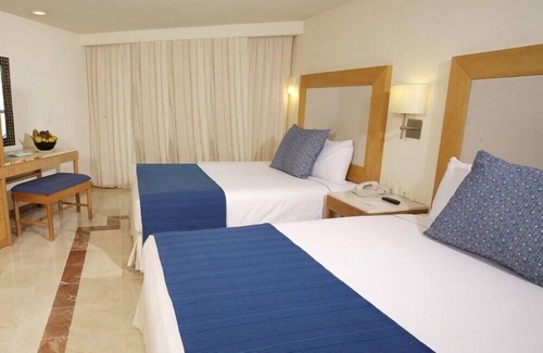 Cozumel Hotel | Stylish Studio with Balcony Ideal for Romantic Getaway