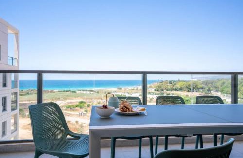 Nahariya Apartment | Stylish Seaside Escape with Balcony by Sea N' Rent