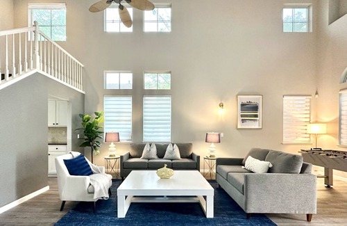 Tracy House | Stylish Spacious Newly 5B4b Home Central Tracy